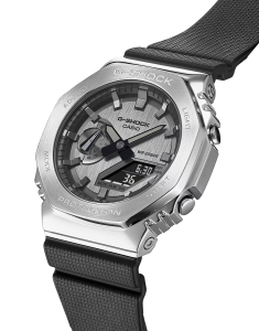 Ceasuri G SHOCK, Ceas G-Shock Classic Star Wars The Mandalorian™ and Grogu™ GM-2100-1AER-MAN, bb-shop.ro